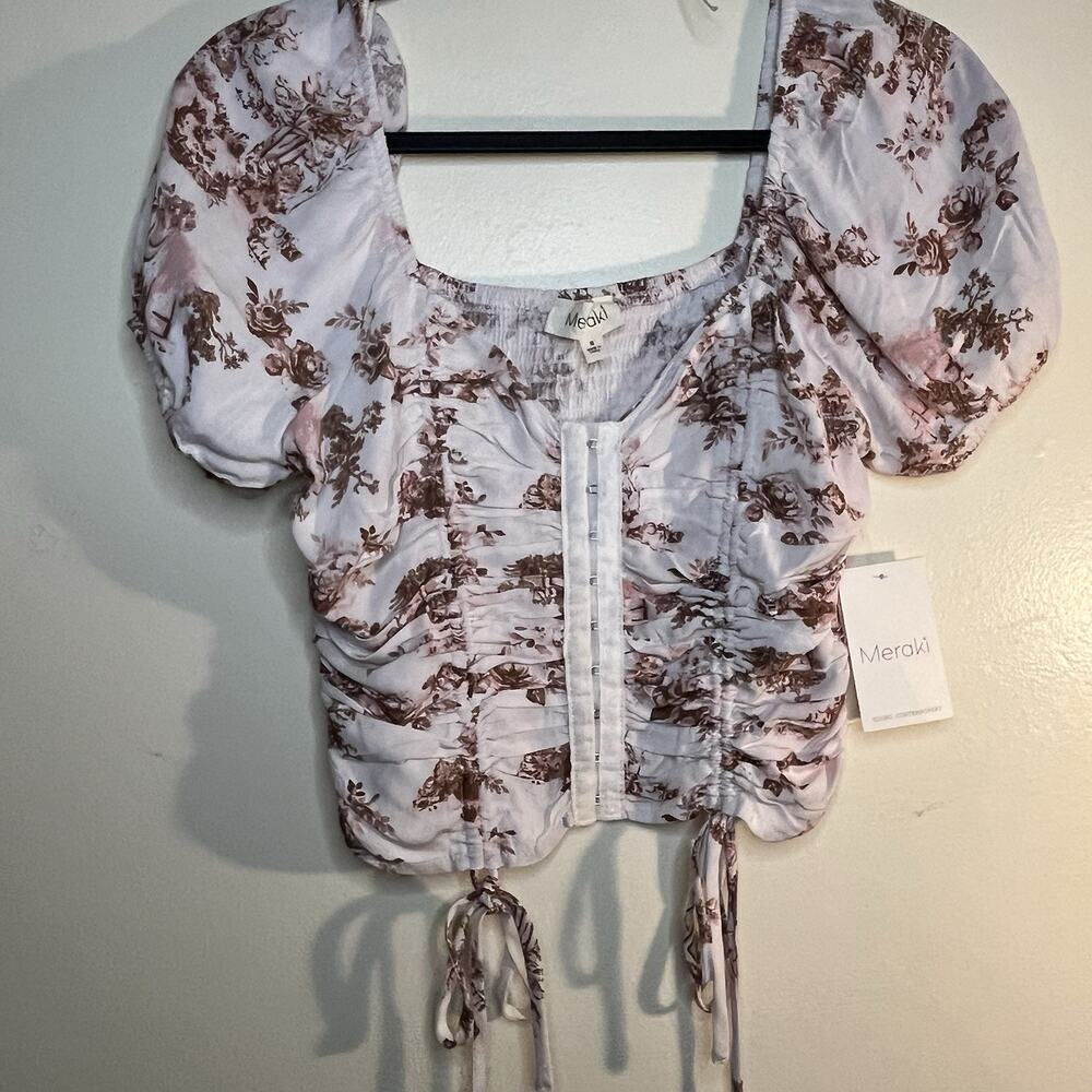 NWT Meraki Top Size S women’s Crop Short Front Closure
